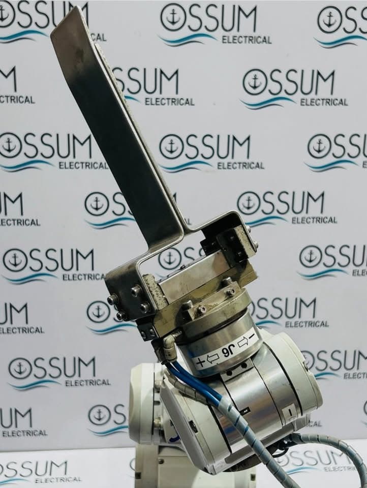 Used ESON SEIKO EPSON C4-A901S Humanoid Robot